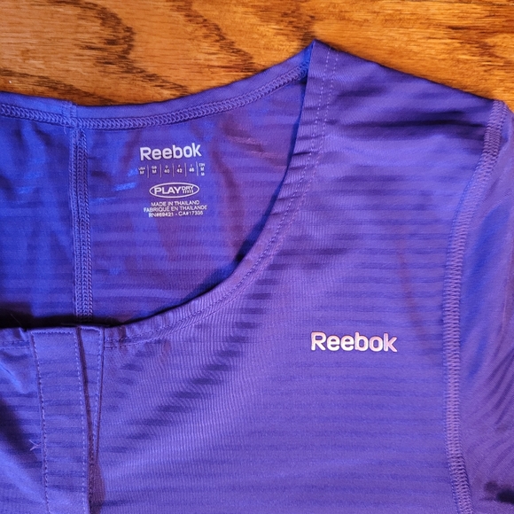 Reebok DryFit Top - Picture 4 of 4